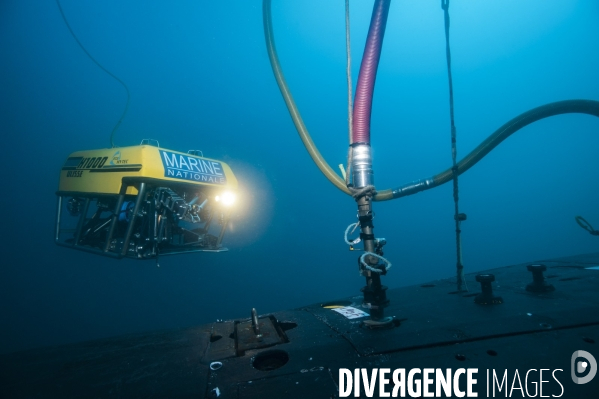 Intervention sur un sous-marin en détresse du ROV Ulysse par la CEPHISMER