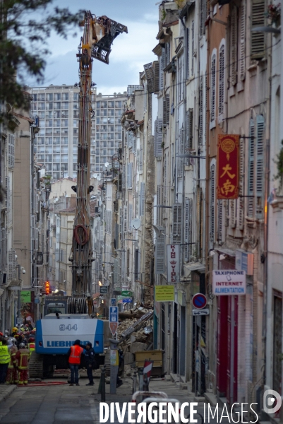 Marseille, 2 immeubles s effondrent dans le centre ville