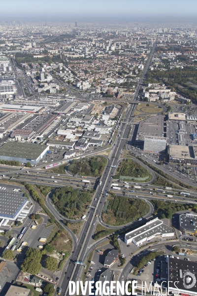 Vues aériennes de Paris et du sud de l Ile--de-France