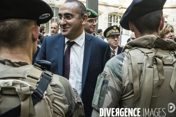 Déplacement de Laurent Nunez et d  Elisabeth Borne gare du nord