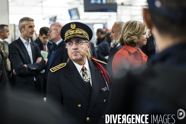 Déplacement de Laurent Nunez et d  Elisabeth Borne gare du nord