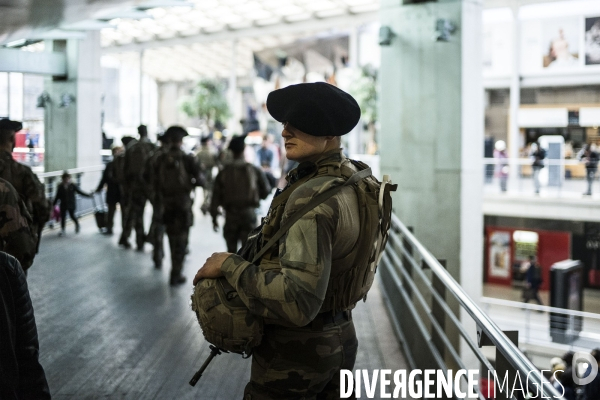 Déplacement de Laurent Nunez et d  Elisabeth Borne gare du nord