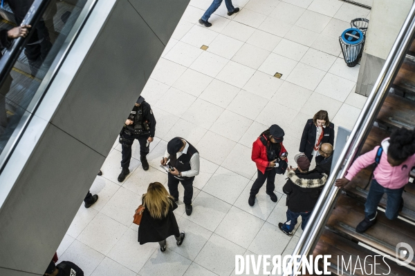 Déplacement de Laurent Nunez et d  Elisabeth Borne gare du nord
