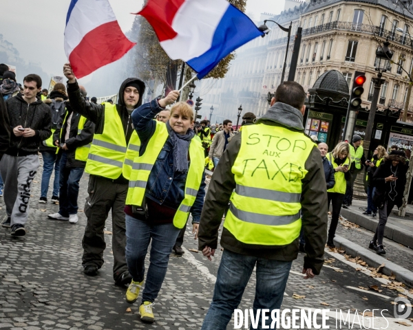 Gilets Jaunes sur les Champs Elysees - 24.11.2018