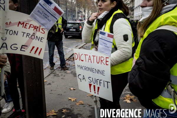 Gilets Jaunes sur les Champs Elysees - 24.11.2018