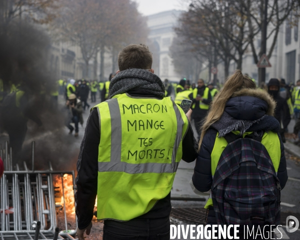 Gilets jaunes vers les Champs Elysées