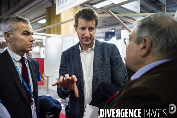 Yannick Jadot au salon des maires.