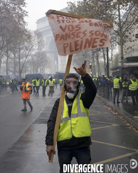 Gilets jaunes vers les Champs Elysées