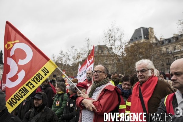 Manifestation de la cgt sur la précarité et les gilets jaunes