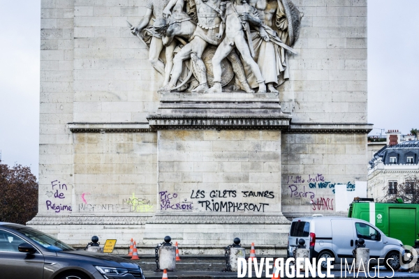 Revolte des Gilets Jaunes 1er & 2 decembre 2018, Paris.