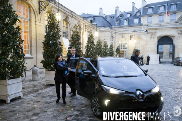 Edouard PHILIPPE reçoit les responsables politiques à Matignon.