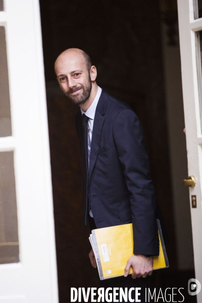 Edouard PHILIPPE reçoit les responsables politiques à Matignon.