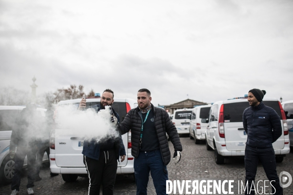 Manifestation d ambulanciers contre la réforme du financement des transports sanitaires