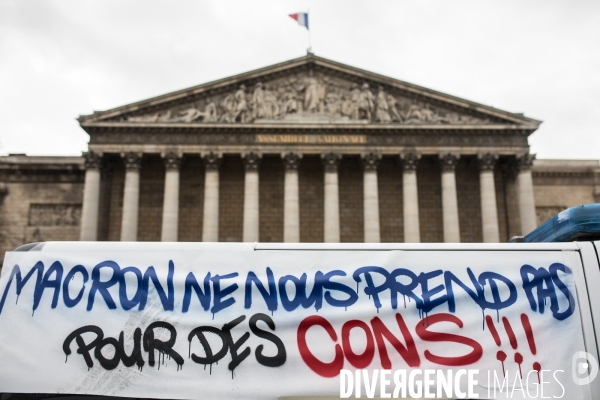 Manifestation d ambulanciers contre la réforme du financement des transports sanitaires