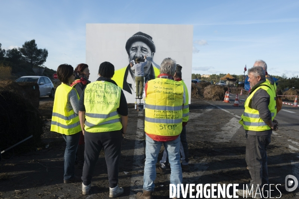 Art et manifestation des gilets jaunes dans le Gard