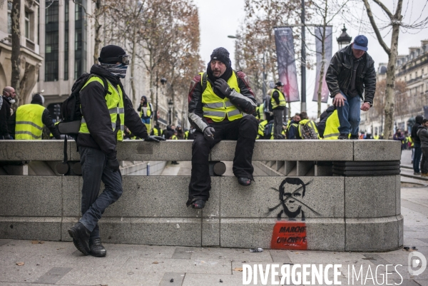 Acte 4 des gilets jaunes a paris.