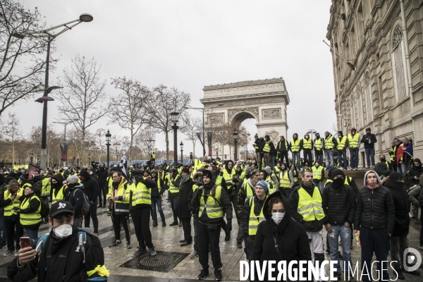 Acte 4 : Les gilets jaunes à Paris