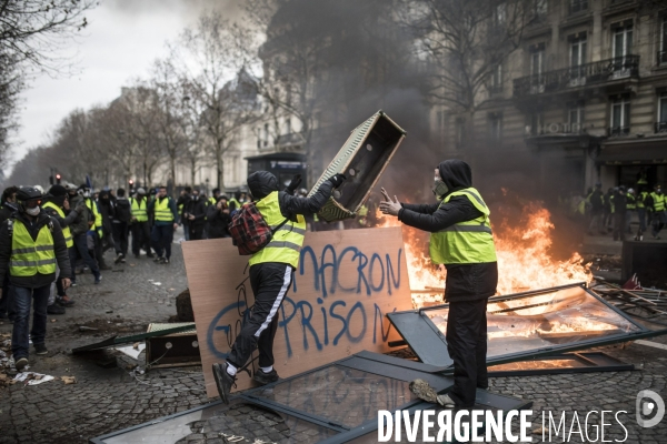 Acte 4 : Les gilets jaunes à Paris