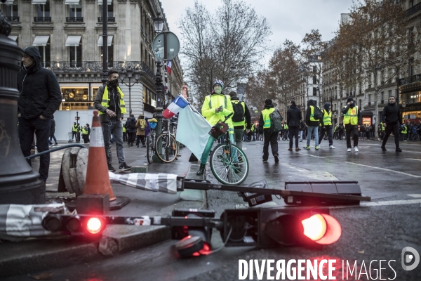 Acte 4 : Les gilets jaunes à Paris