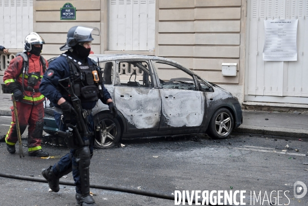 Manifestation des gilets jaunes à paris / Acte IV