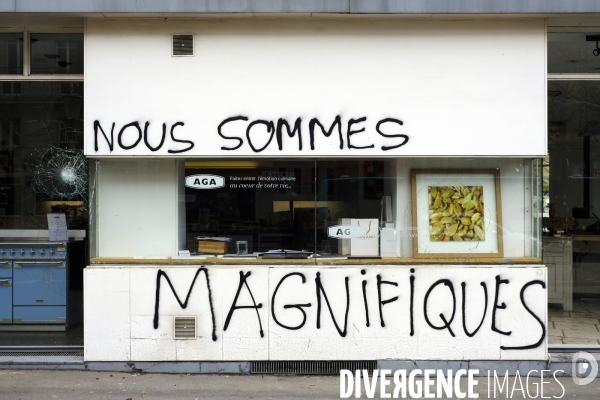 Gilets jaunes, acte 4. Slogans et barricades