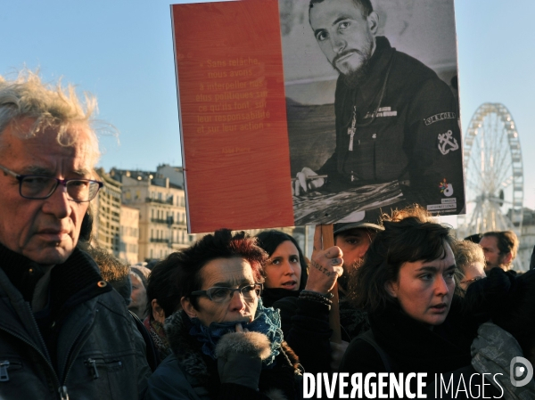 Manisfestation devant la Marie de Marseille