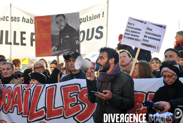 Manisfestation devant la Marie de Marseille