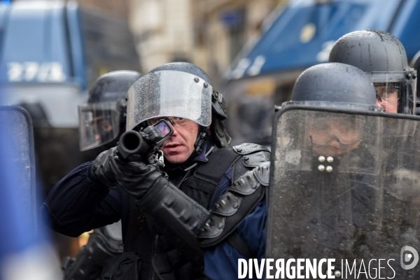 Manifestation des gilets jaunes à Paris