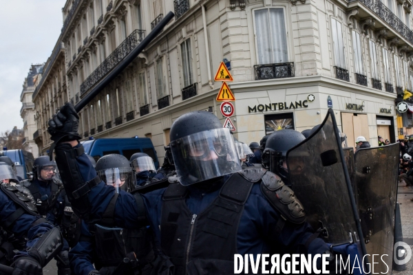 Manifestation des gilets jaunes à Paris