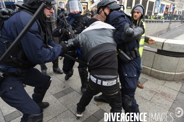 Manifestation des gilets jaunes à Paris