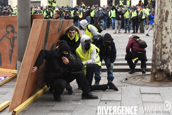 Manifestation des gilets jaunes à Paris