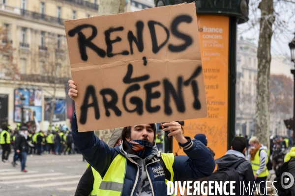 Manifestation des gilets jaunes à Paris