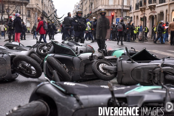 Manifestation des gilets jaunes à Paris