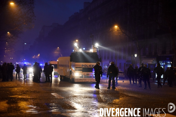 Manifestation des gilets jaunes à Paris