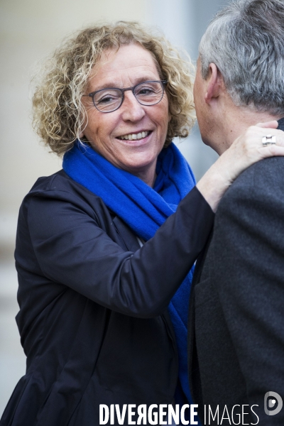 Consultation de crise à l Elysée