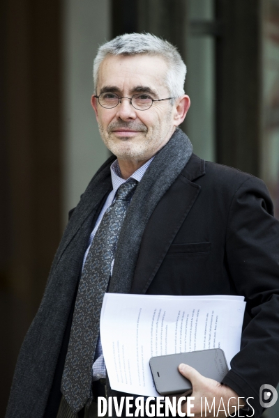 Consultation de crise à l Elysée