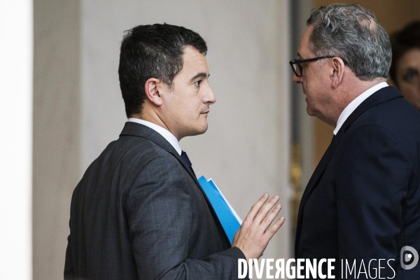 Consultation de crise à l Elysée