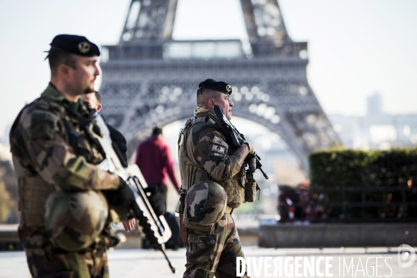 Militaires de l Opération Sentinelle à Paris.