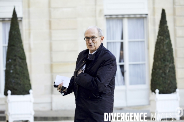 Le Président de la République, M. Emmanuel MACRON, reçoit une centaine de représentants d entreprise