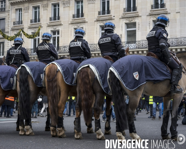 Mouvement des gilets jaunes place de l Opéra