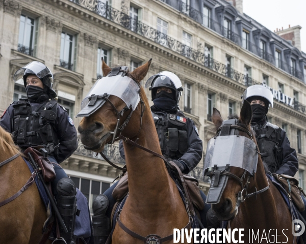 Mouvement des gilets jaunes place de l Opéra