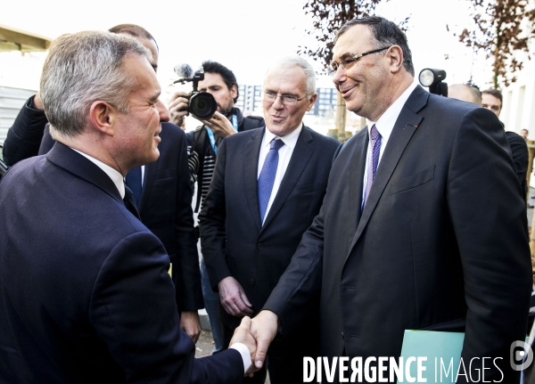 Inauguration de l Institut de Photovoltaïque d Ile-de-France (IPVF)
