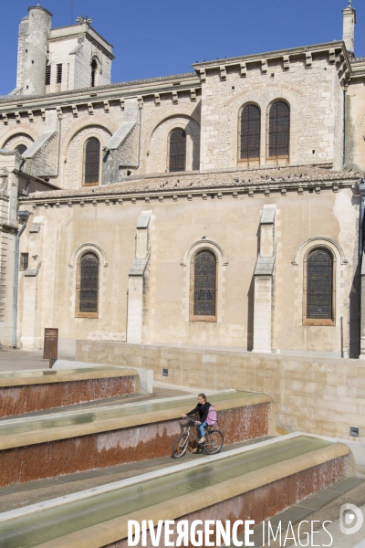 Illustration Nîmes et ses environs