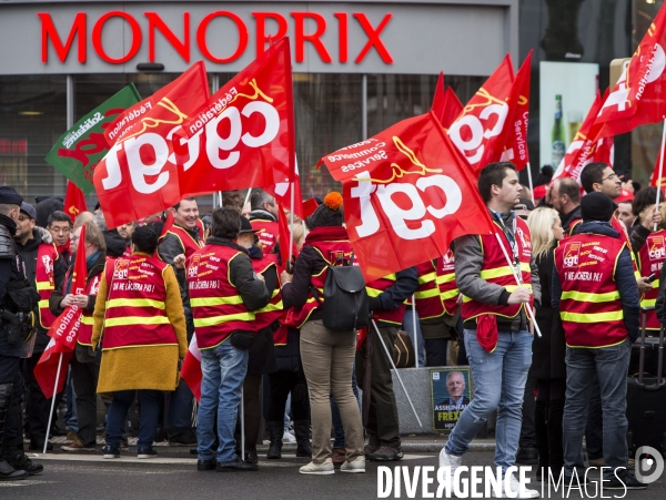 Manifestation de la CGT contre le travail le dimanche.