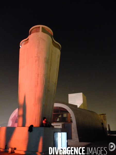 Marseille by night