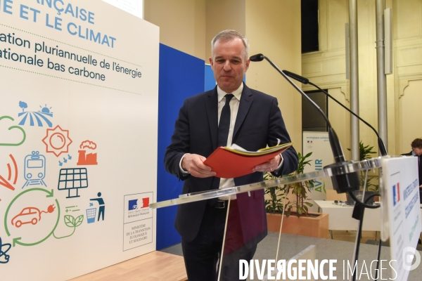 François De Rugy présente le plan énergie du gouvernement.