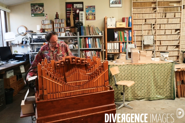 Rencontre avec antoine bitran l un des derniers noteurs de france
