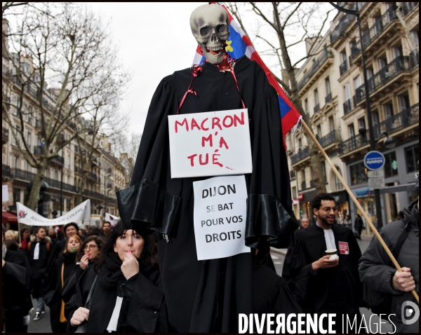 Manifestation des Avocats