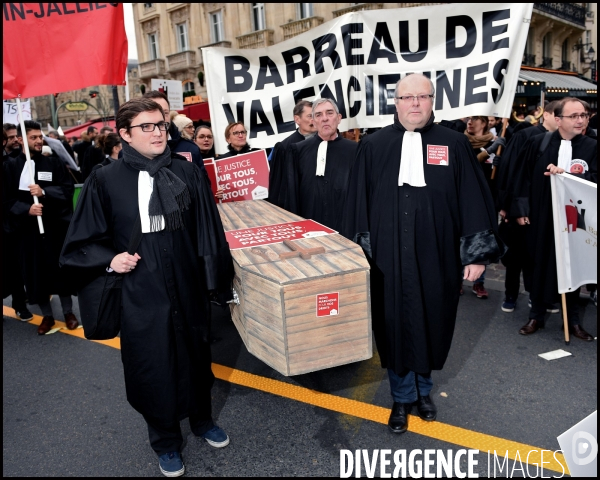 Manifestation des Avocats