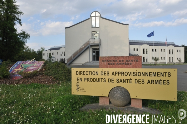 Pharmacie centrale des armées à Chanteau près d Orléans.